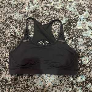 Lululemon sports bra size 10
